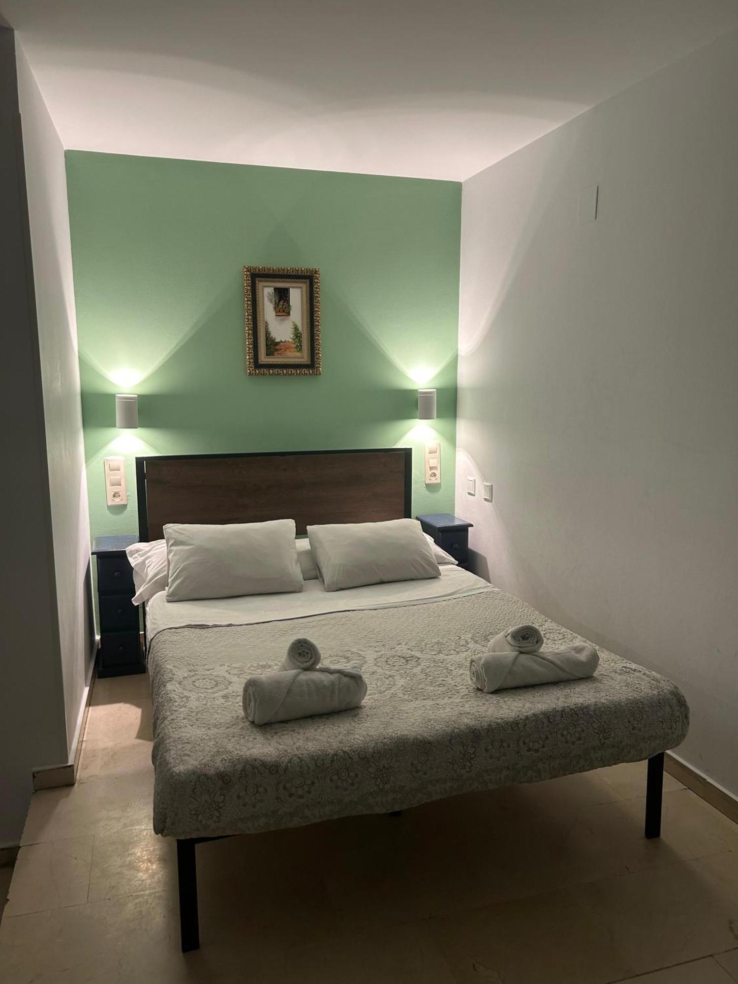 Hostal El Olivo Granada Bagian luar foto