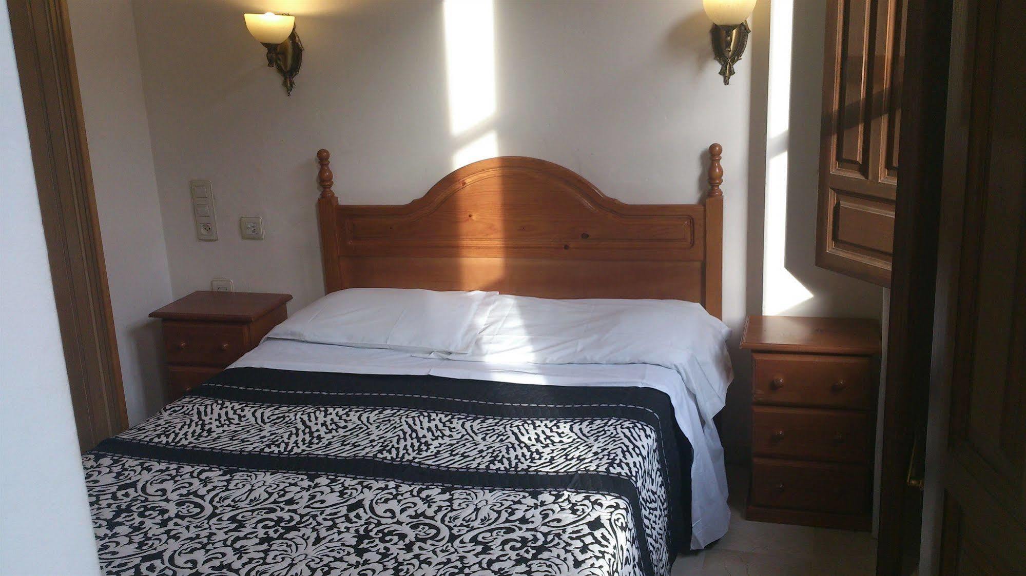 Hostal El Olivo Granada Bagian luar foto